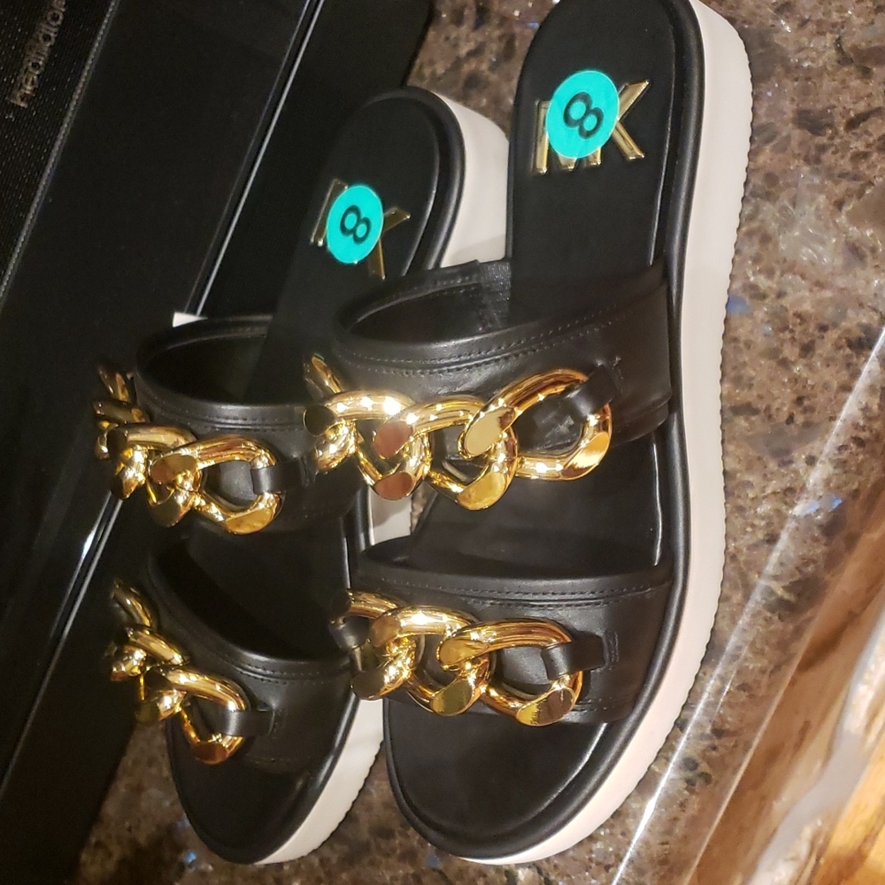 New Michael Kors 8 slide sandals black with gold chain
